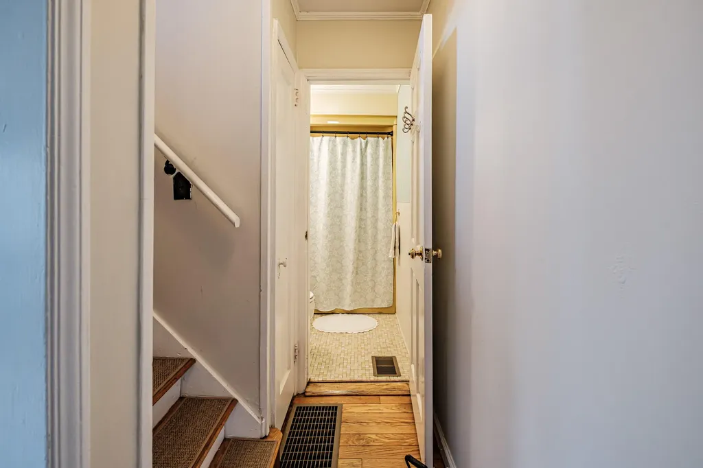 8 Meadow Way Cape Elizabeth ME 04107