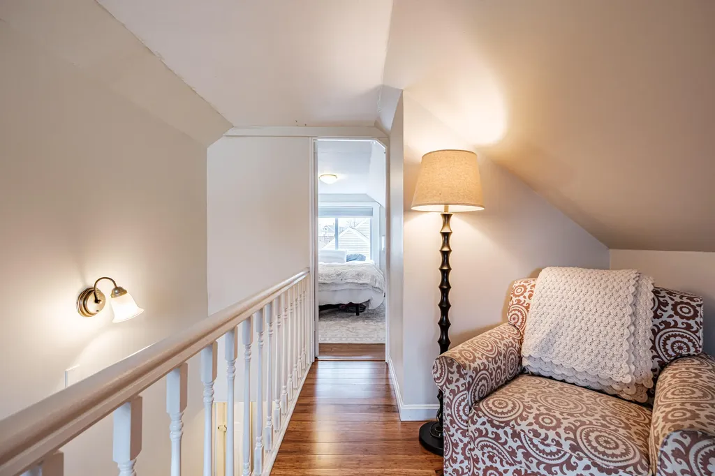 8 Meadow Way Cape Elizabeth ME 04107