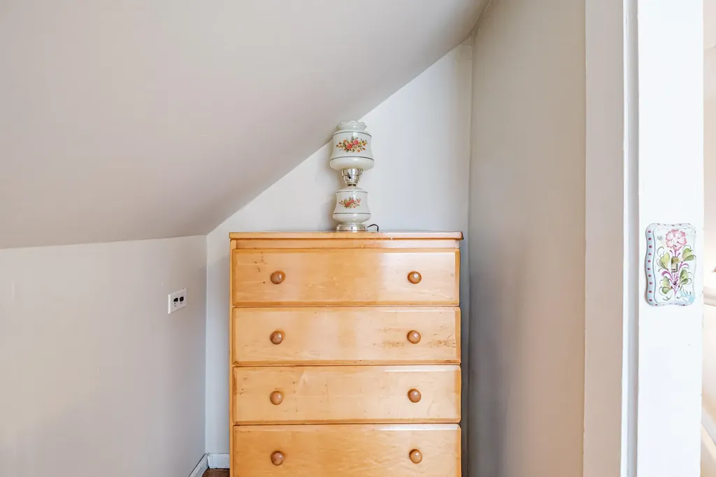 8 Meadow Way Cape Elizabeth ME 04107