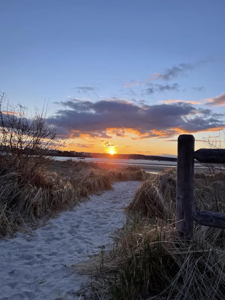 8 Meadow Way Cape Elizabeth ME 04107