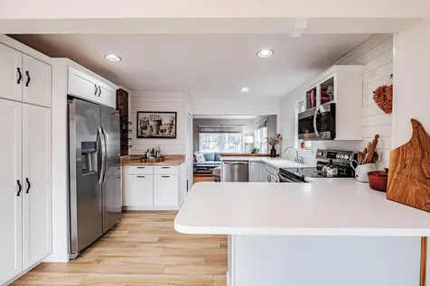 8 Meadow Way Cape Elizabeth ME 04107