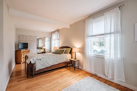 8 Meadow Way Cape Elizabeth ME 04107