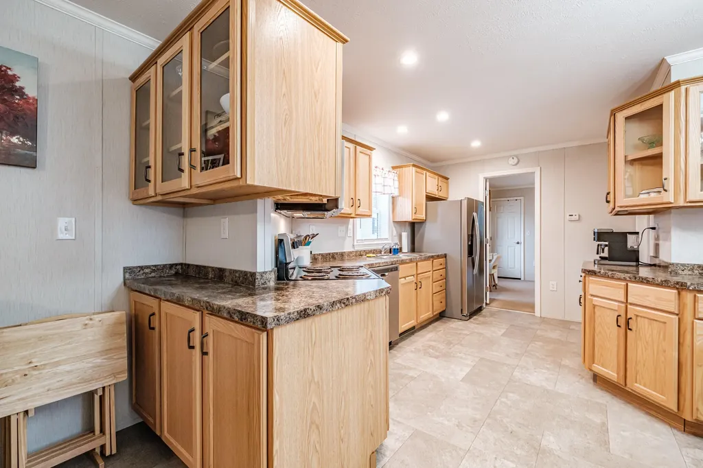 23 Kapote Drive Norway ME 04268