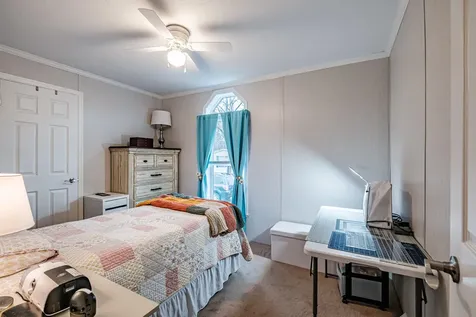 23 Kapote Drive Norway ME 04268