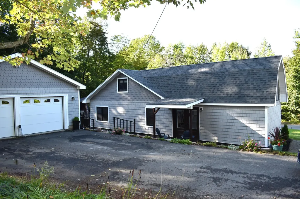 1 Lane Hill Road Lincoln ME 04457