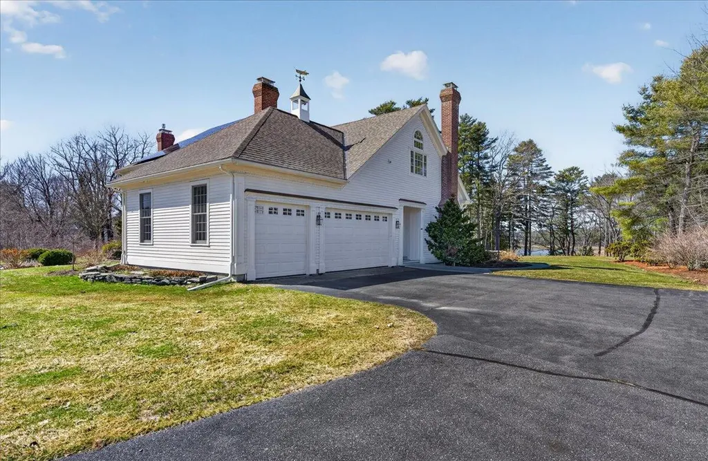 22 Royall Point Road Yarmouth ME 04096