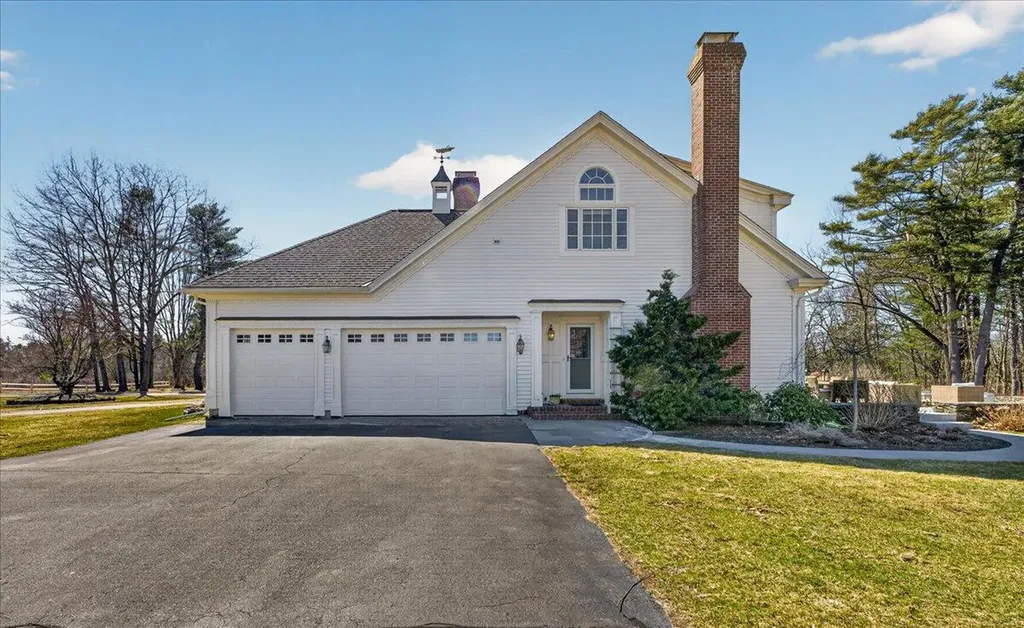 22 Royall Point Road Yarmouth ME 04096