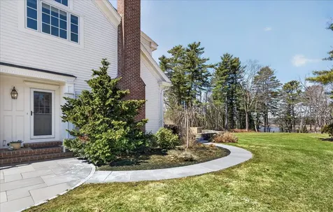 22 Royall Point Road Yarmouth ME 04096