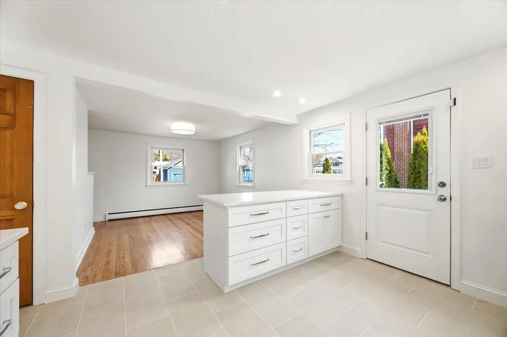 10 Meadowbrook Lane Portland ME 04102