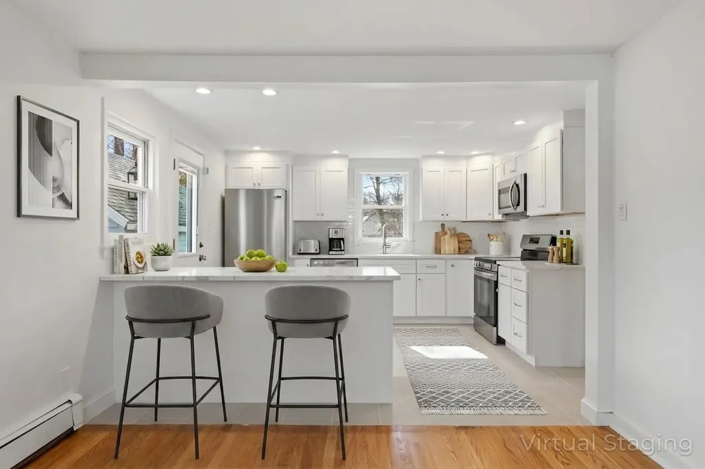 10 Meadowbrook Lane Portland ME 04102