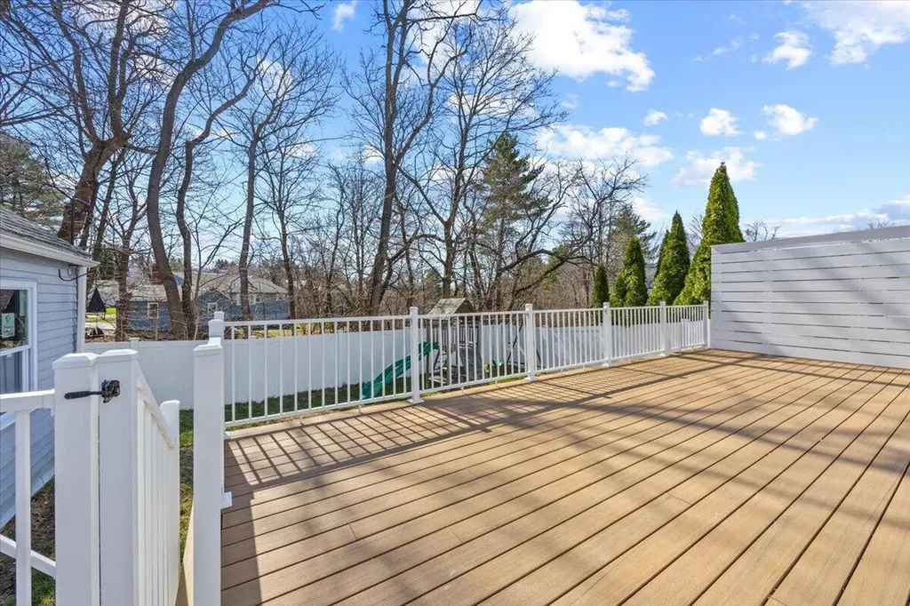 10 Meadowbrook Lane Portland ME 04102