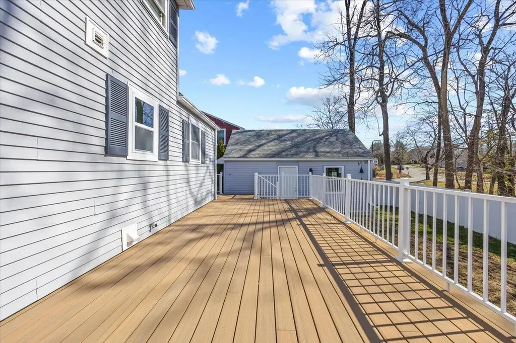 10 Meadowbrook Lane Portland ME 04102