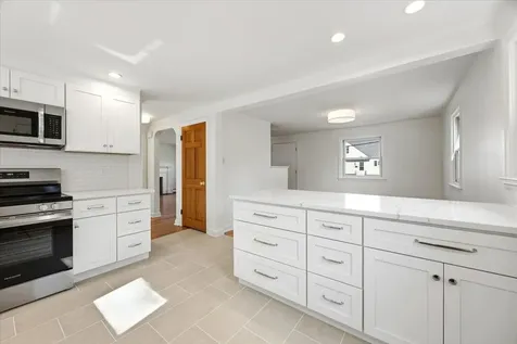 10 Meadowbrook Lane Portland ME 04102