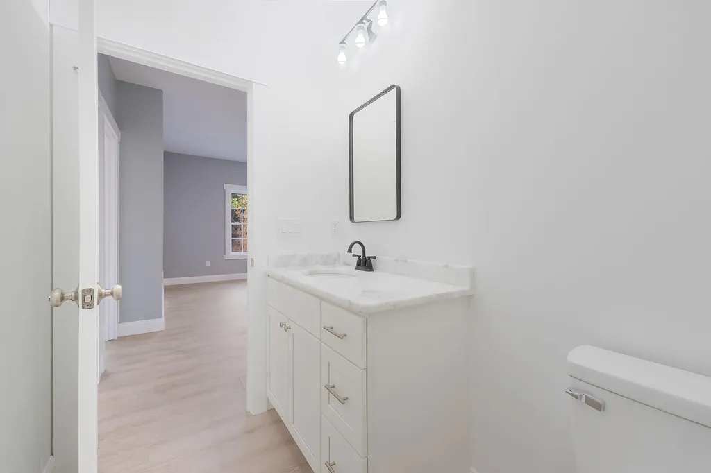 13 Glenview Drive Sabattus ME 04280