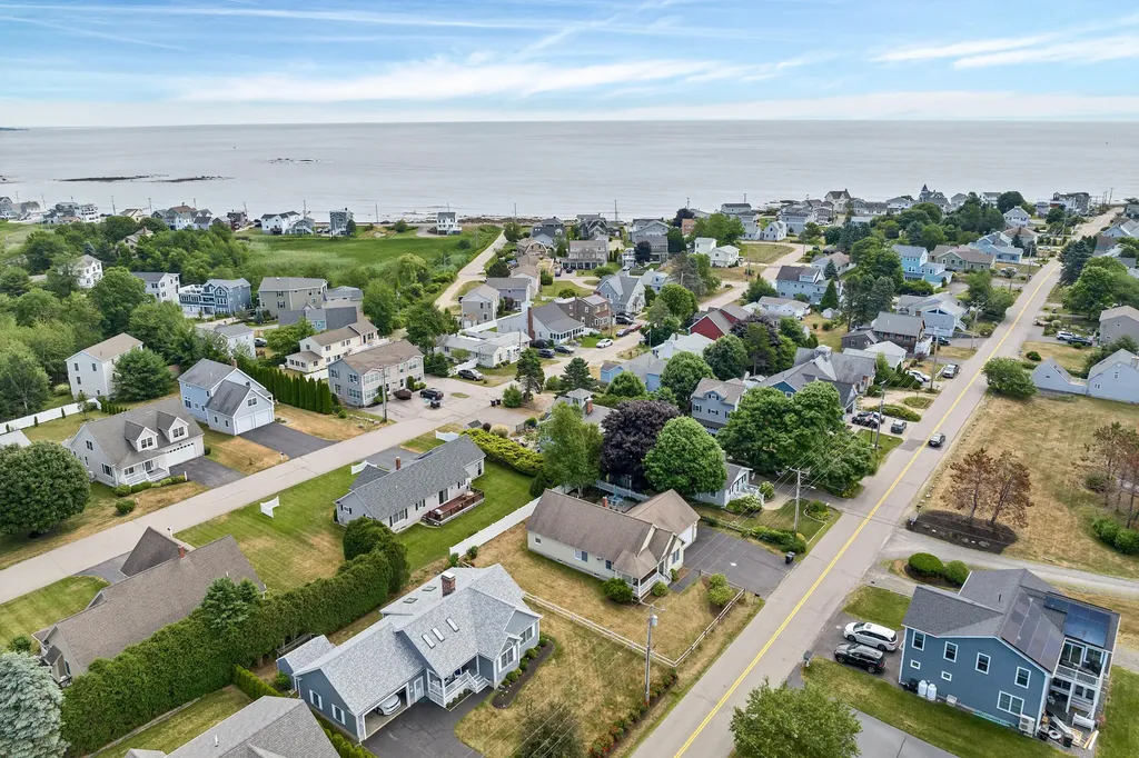 86 Beachwood Terrace Wells ME 04090