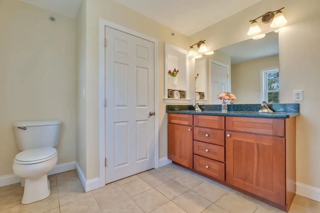 1704 Washington Avenue Portland ME 04103