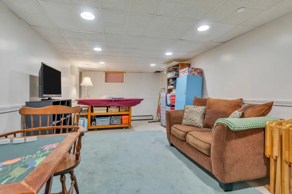 1704 Washington Avenue Portland ME 04103
