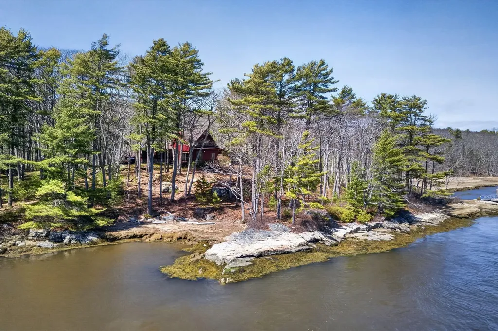 122 Old Ferry Road Phippsburg ME 04562