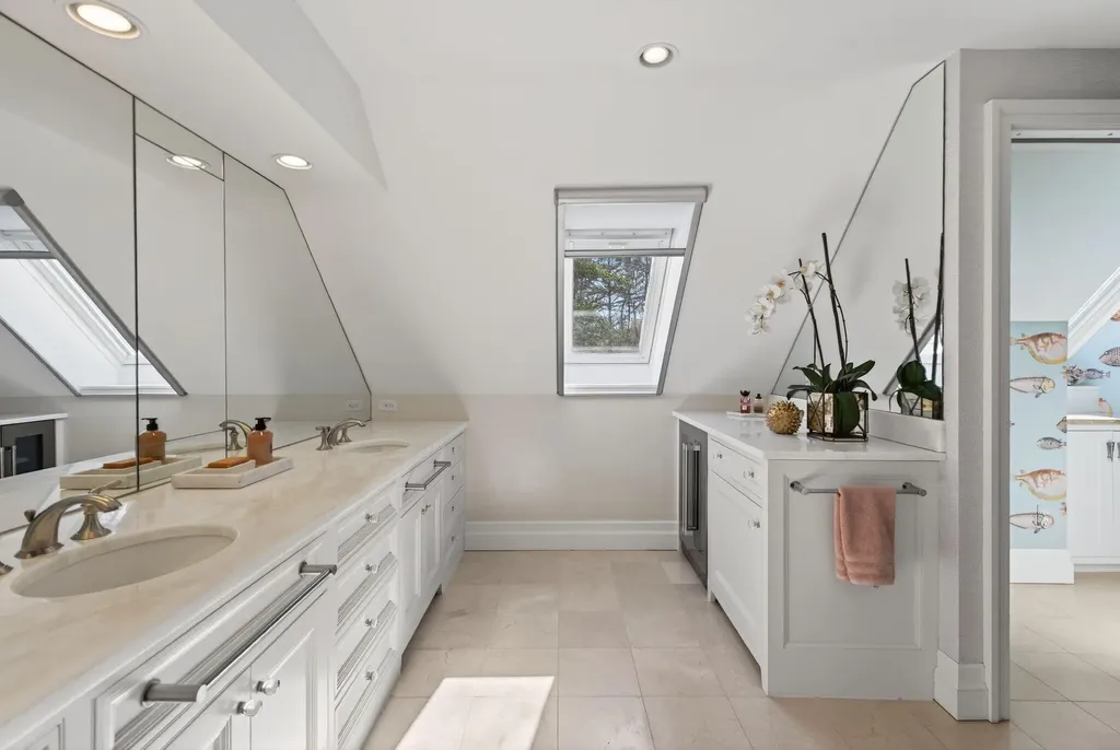 122 Old Ferry Road Phippsburg ME 04562