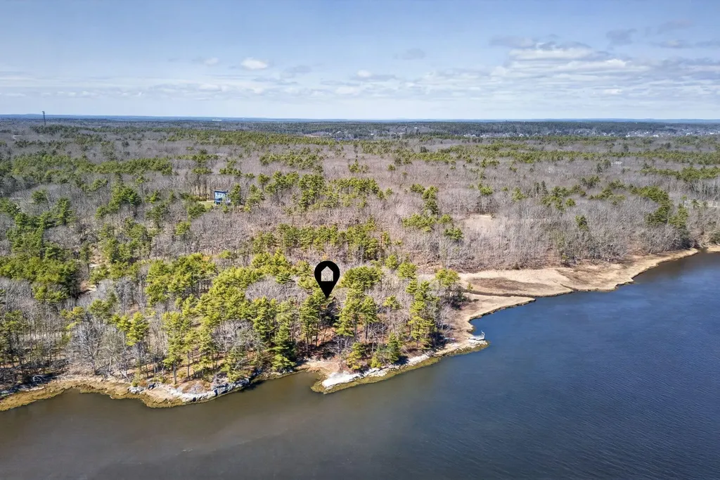 122 Old Ferry Road Phippsburg ME 04562