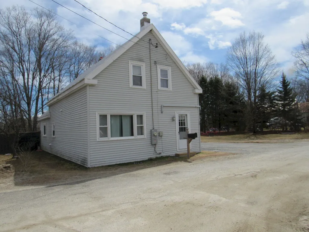 15 Summer Street Anson ME 04958