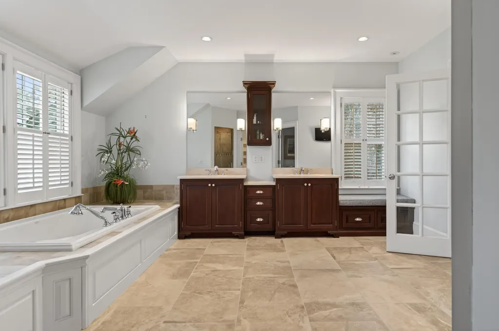 11 Winslow Lane Kennebunkport ME 04046
