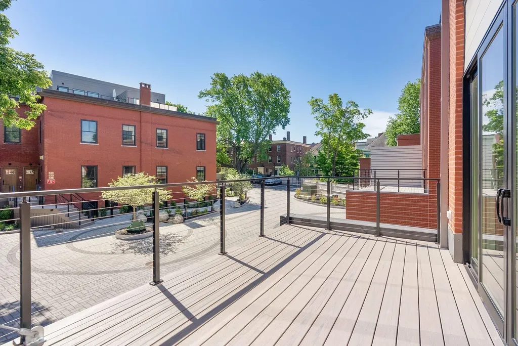 55 Carleton Street Portland ME 04102