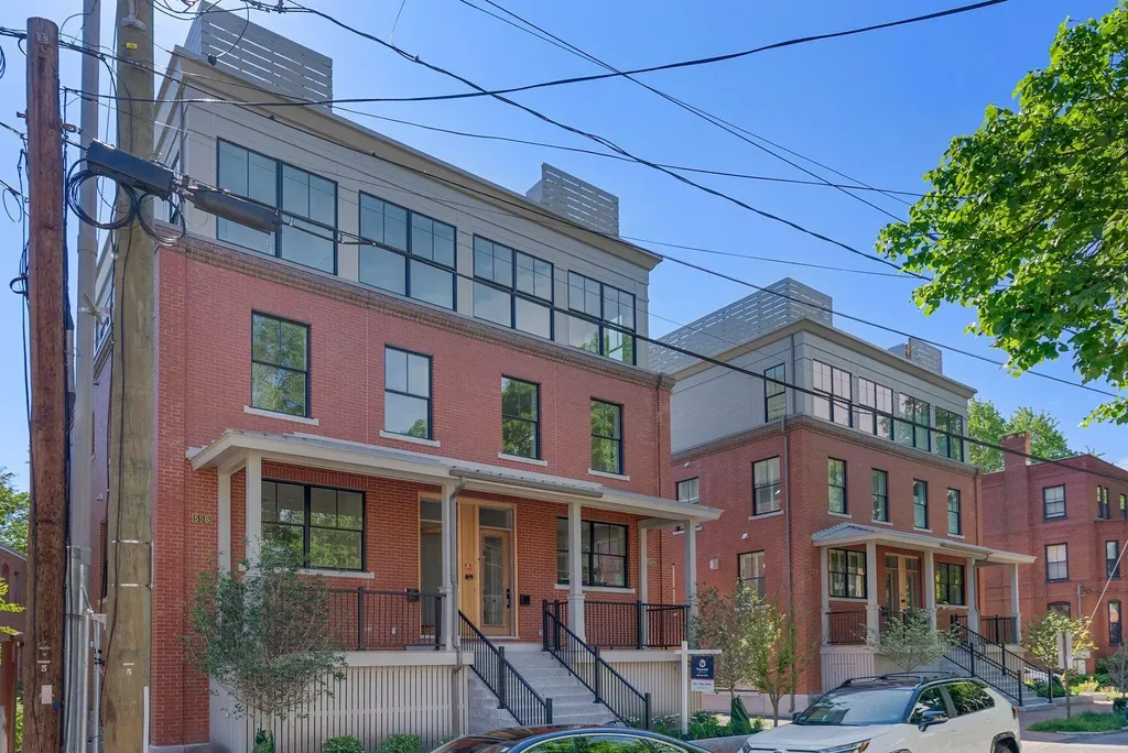55 Carleton Street Portland ME 04102