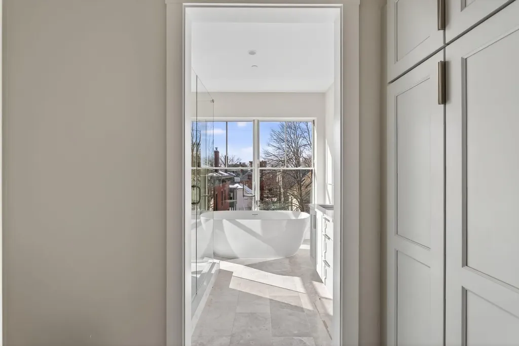 55 Carleton Street Portland ME 04102