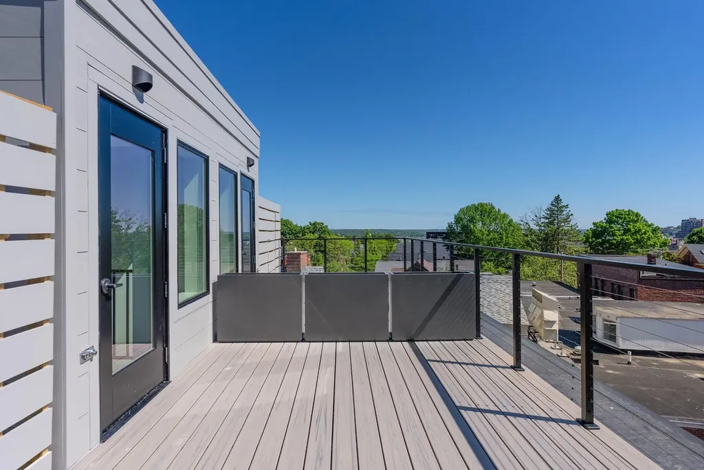 55 Carleton Street Portland ME 04102