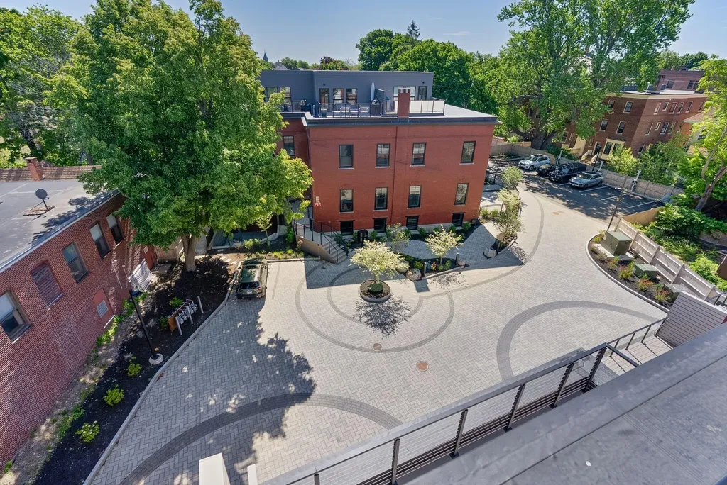 55 Carleton Street Portland ME 04102
