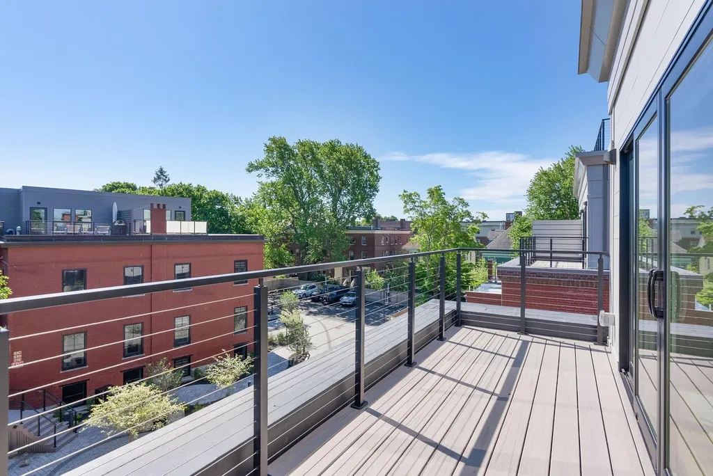 55 Carleton Street Portland ME 04102