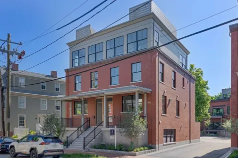 55 Carleton Street Portland ME 04102