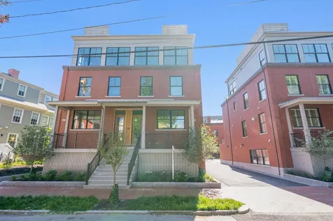 55 Carleton Street Portland ME 04102