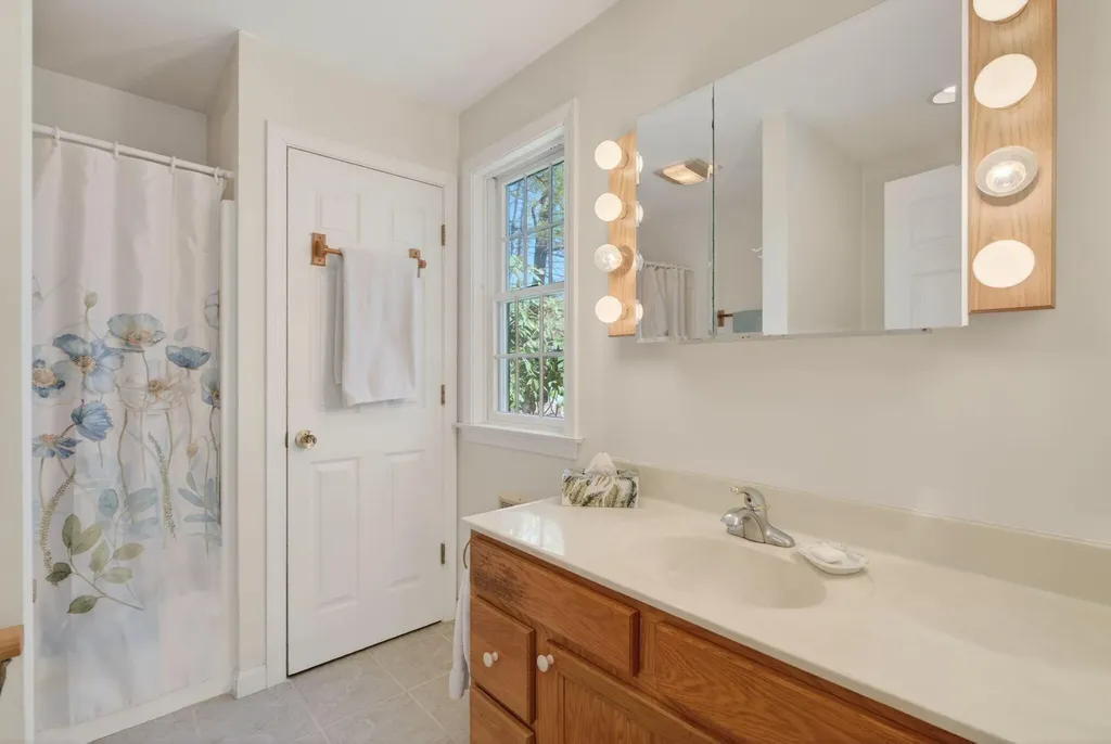 20 Valleybrook Road Ogunquit ME 03907