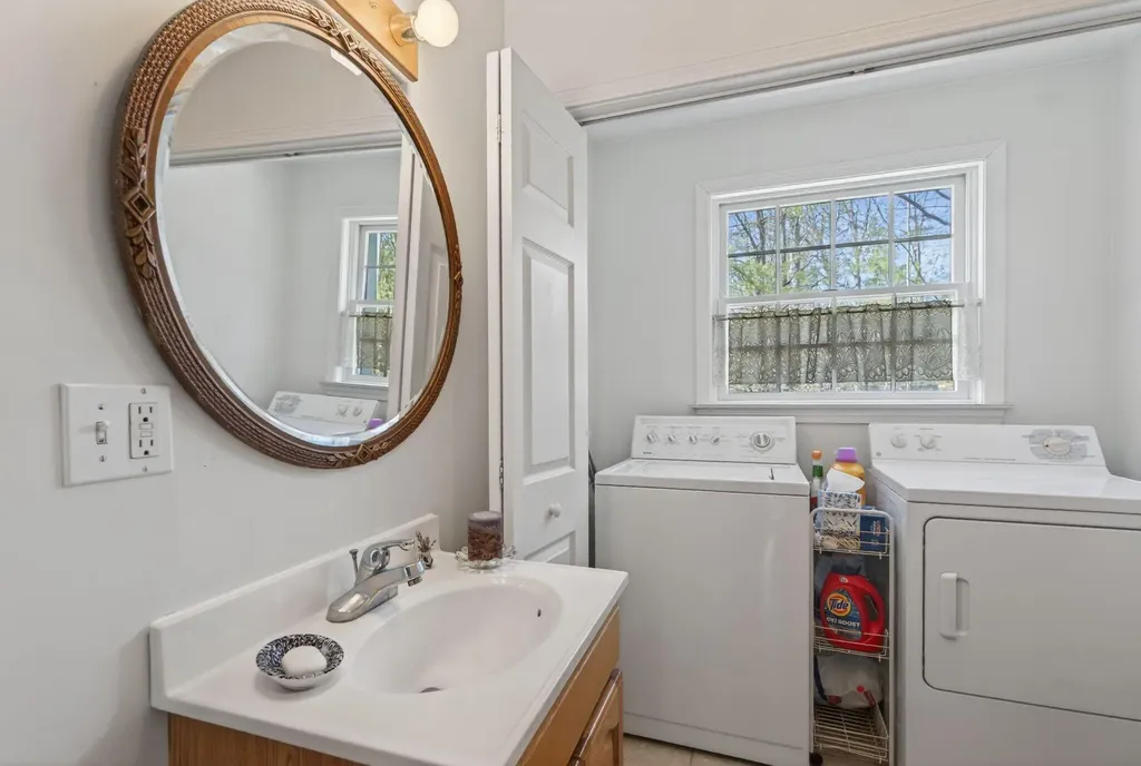 20 Valleybrook Road Ogunquit ME 03907