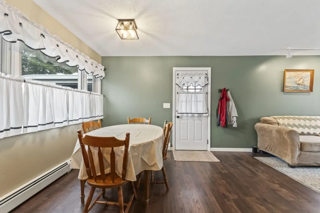 15 Williams Drive Topsham ME 04086