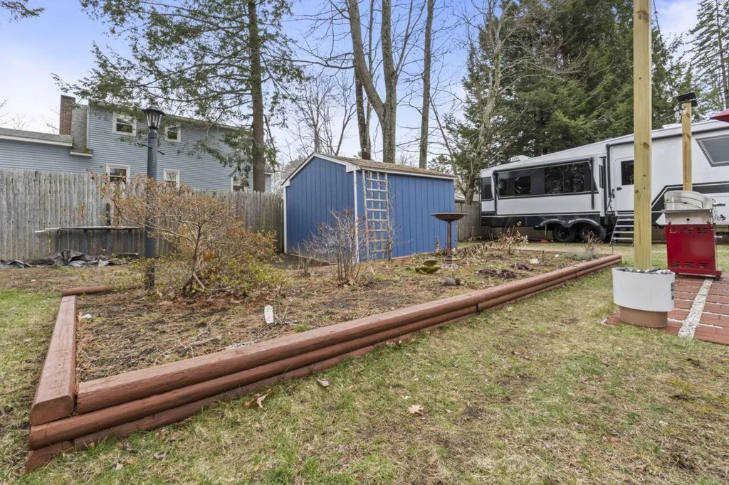 15 Williams Drive Topsham ME 04086