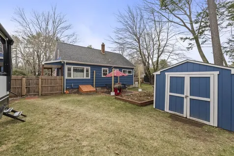 15 Williams Drive Topsham ME 04086