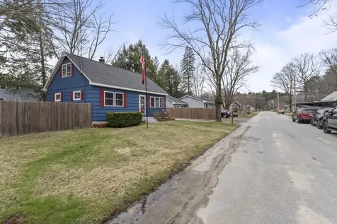 15 Williams Drive Topsham ME 04086