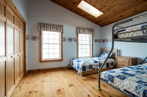 16 Fort Hill Extension Avenue York ME 03909