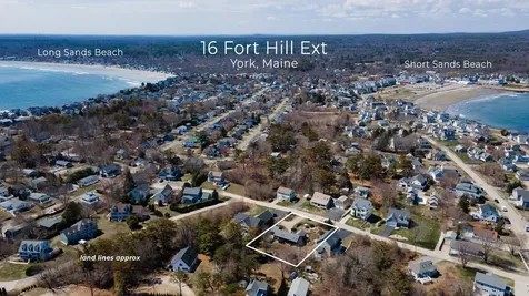 16 Fort Hill Extension Avenue York ME 03909