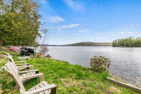 9 Jordan Way Hartford ME 04220