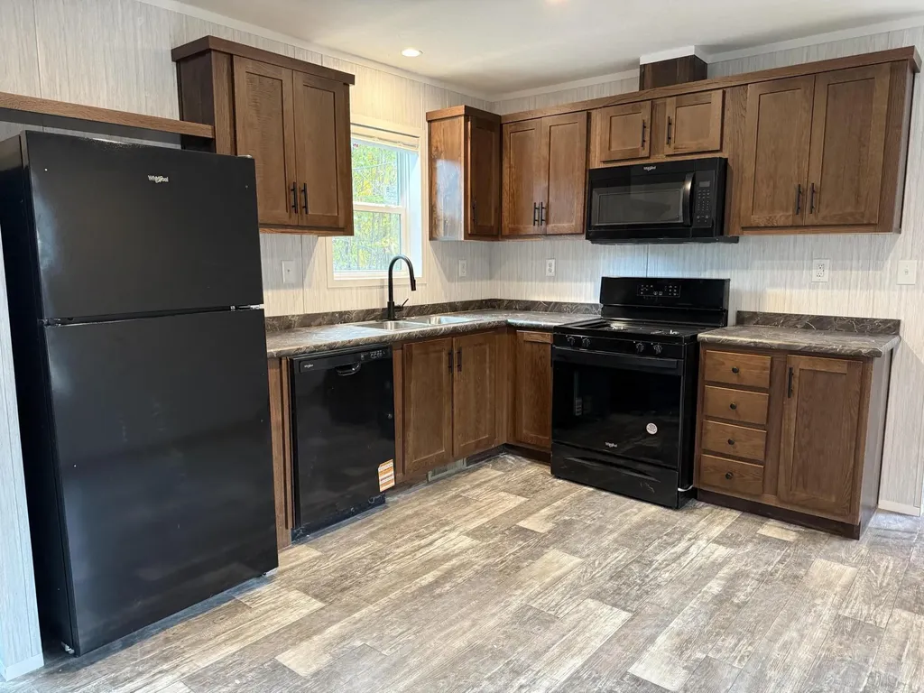 33 Bush Lane Litchfield ME 04350