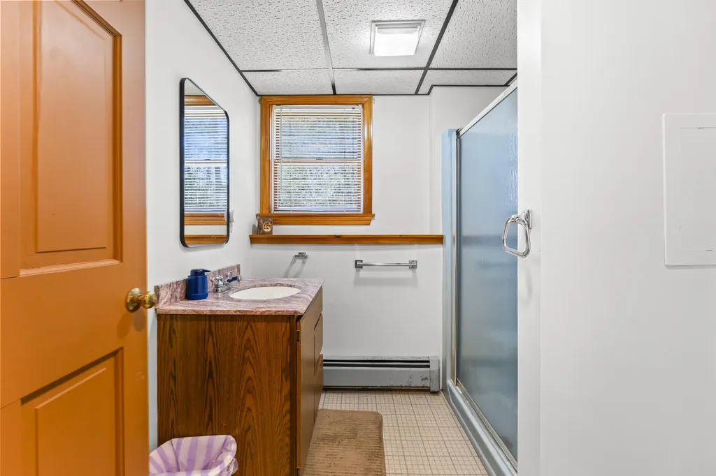 1072 Middle Road Woolwich ME 04579