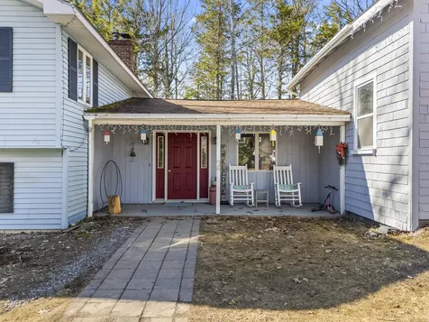 1072 Middle Road Woolwich ME 04579