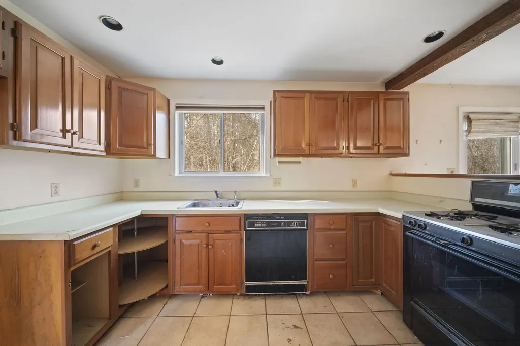3 Winterhaven Drive Orono ME 04473