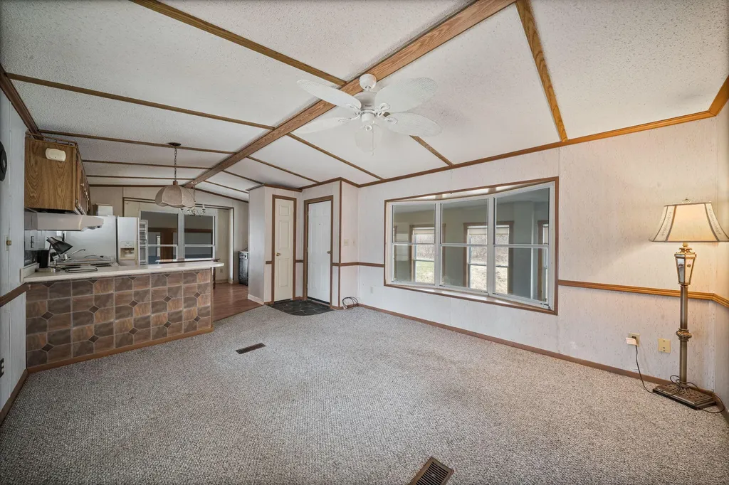 13 Alder Lane South Thomaston ME 04858
