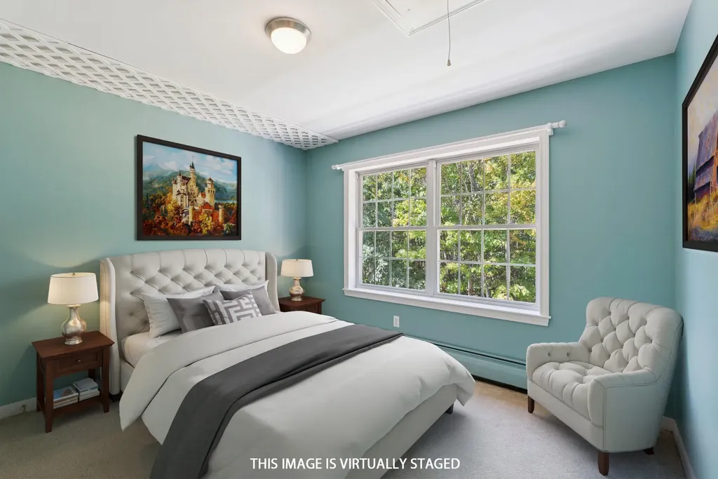 111 Daggett Drive Raymond ME 04071