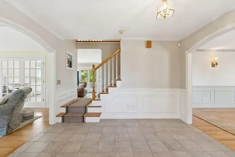111 Daggett Drive Raymond ME 04071